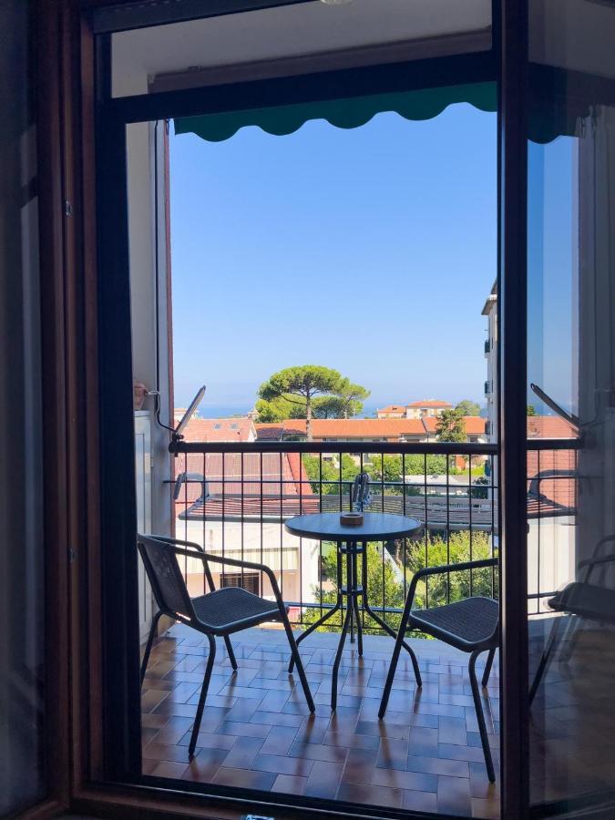 Апартаменты House Irene Sorrento Пьяно-ди-Сорренто Экстерьер фото